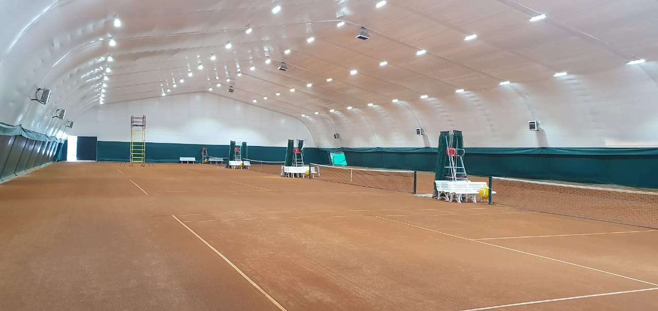 Крытые теннисные корты в Симферополе